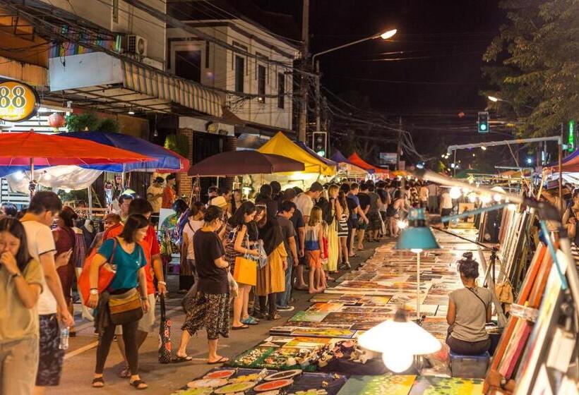 Parasol Inn Chiang Mai Old City Hotel   Sha Plus