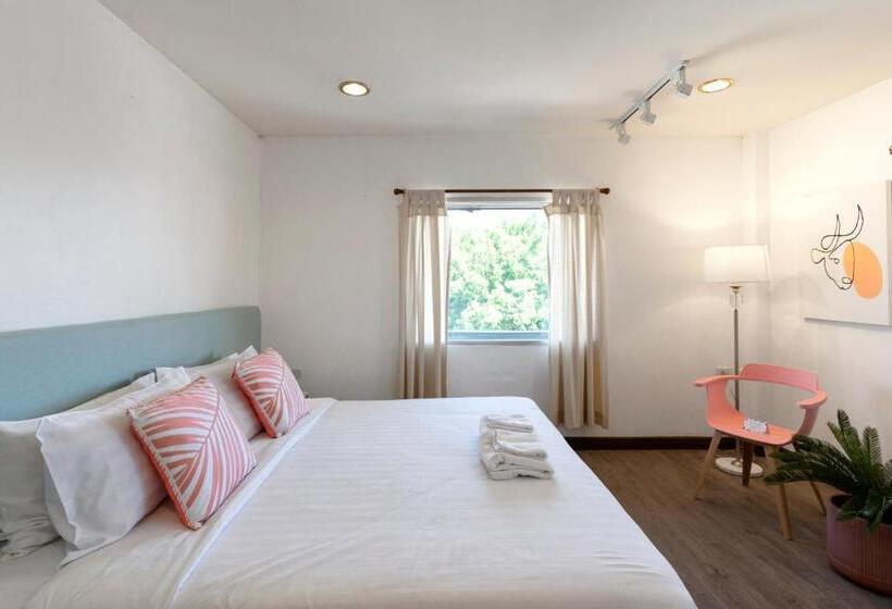 Parasol Inn Chiang Mai Old City Hotel   Sha Plus