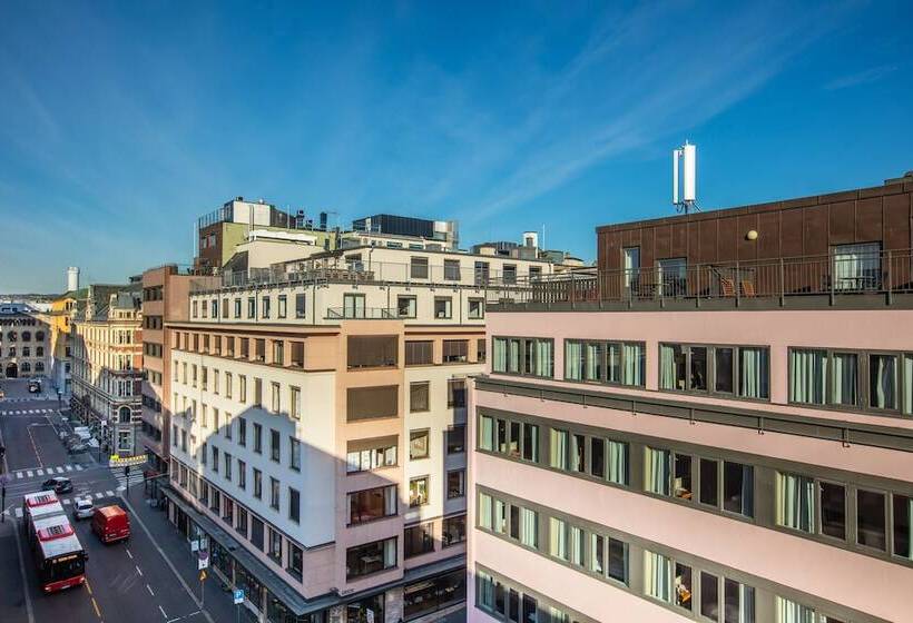هتل Radisson Red Oslo City Centre