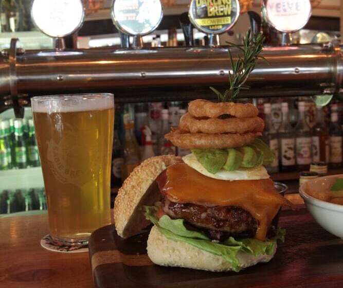 Отель Perrys Bridge Hollow Boutique