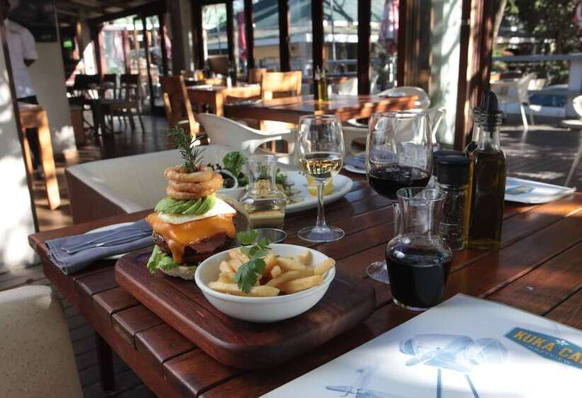 Отель Perrys Bridge Hollow Boutique