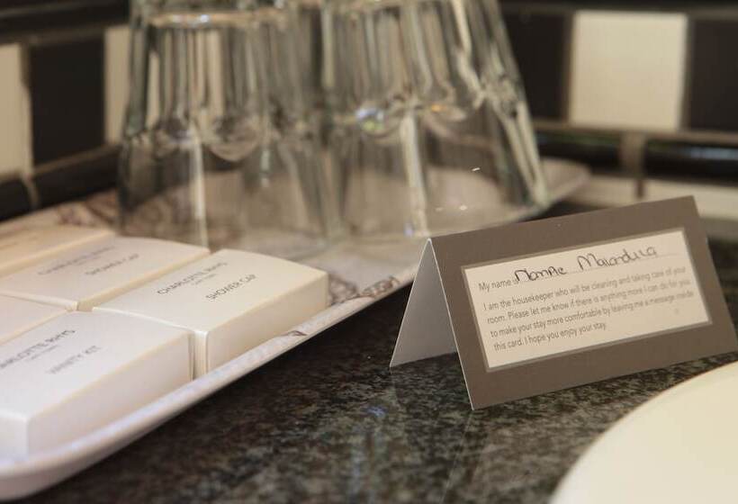 Отель Perrys Bridge Hollow Boutique