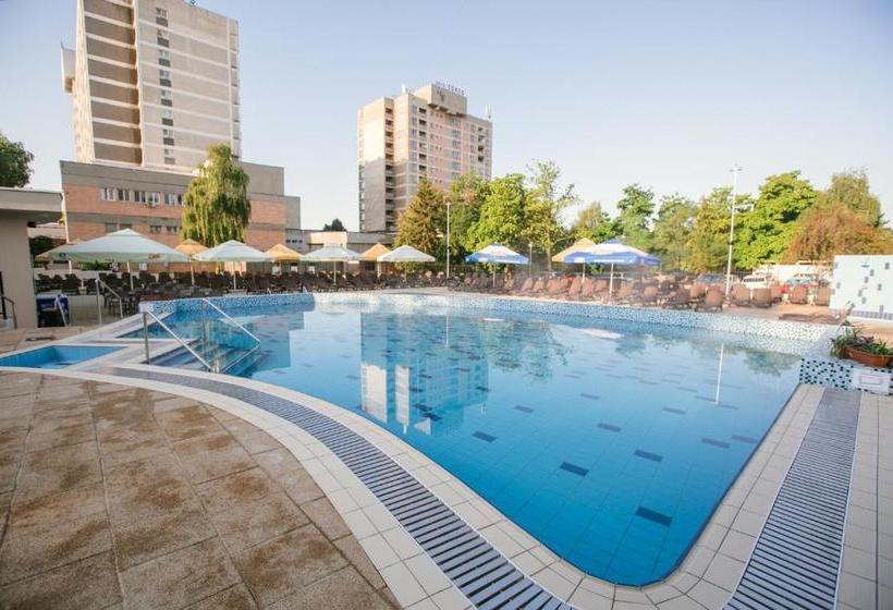 בית מלון כפרי Poienița