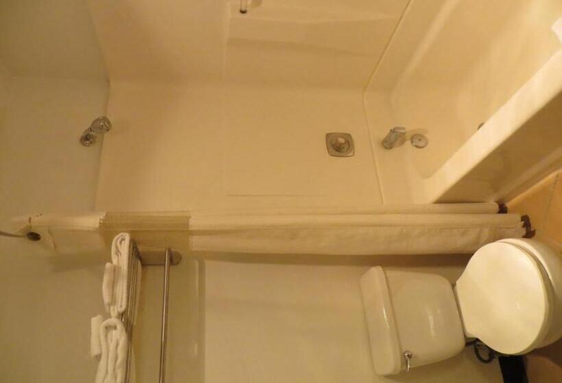 בית מלון כפרי Portland Inn