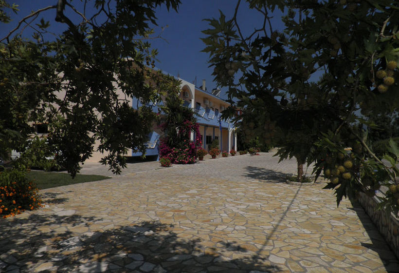 Отель Golden Beach