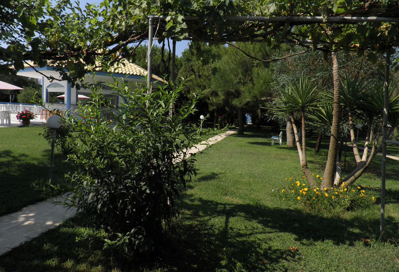 Отель Golden Beach