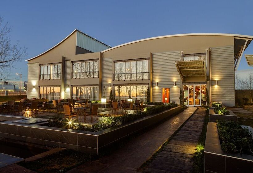 Protea Hotel By Marriott O R Tambo Airport