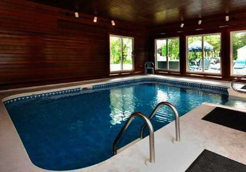 호텔 Quality Inn & Suites