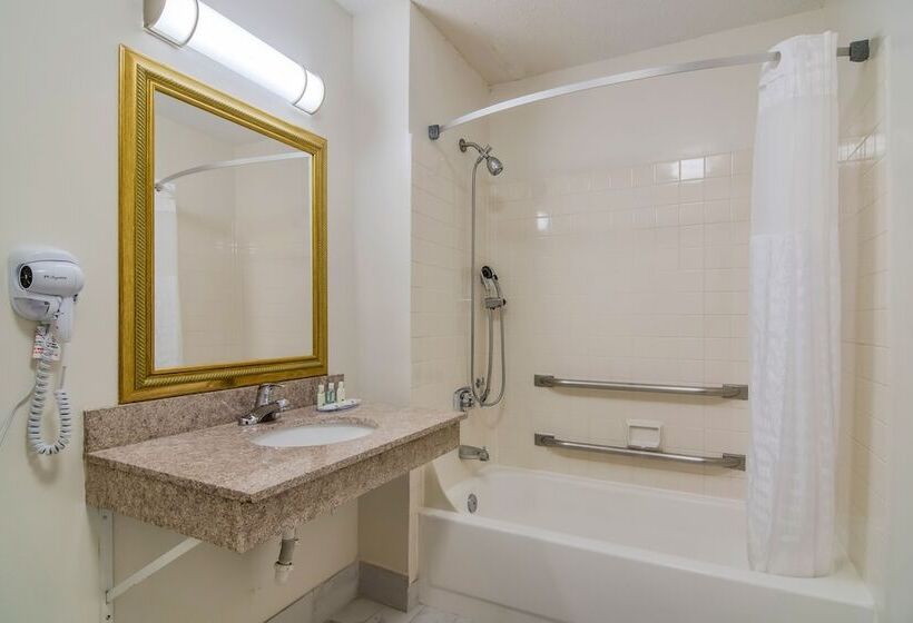 בית מלון כפרי Quality Inn