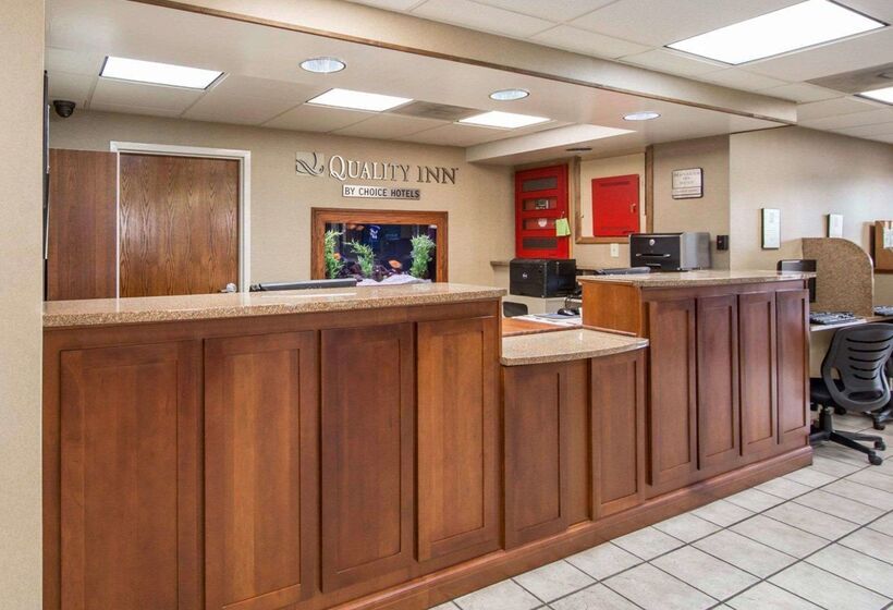 هتل Quality Inn Merchants Drive