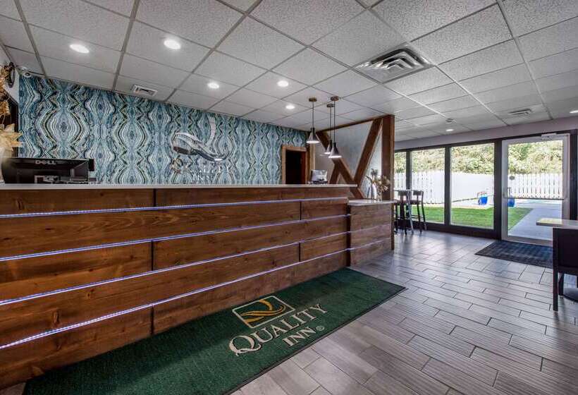 فندق Quality Inn
