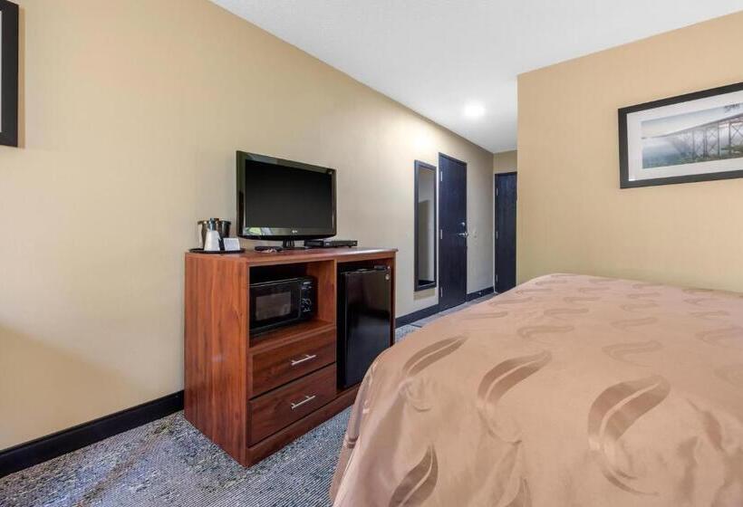 فندق Quality Inn