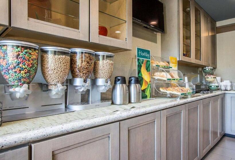 فندق Quality Inn Ontario Airport Convention Center