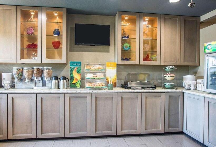 فندق Quality Inn Ontario Airport Convention Center