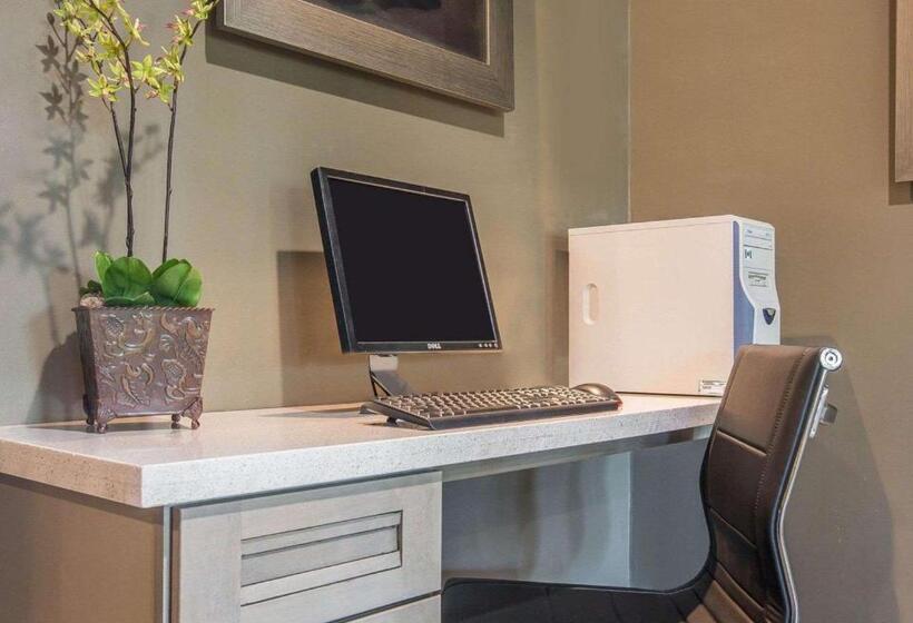 Отель Quality Inn Ontario Airport Convention Center