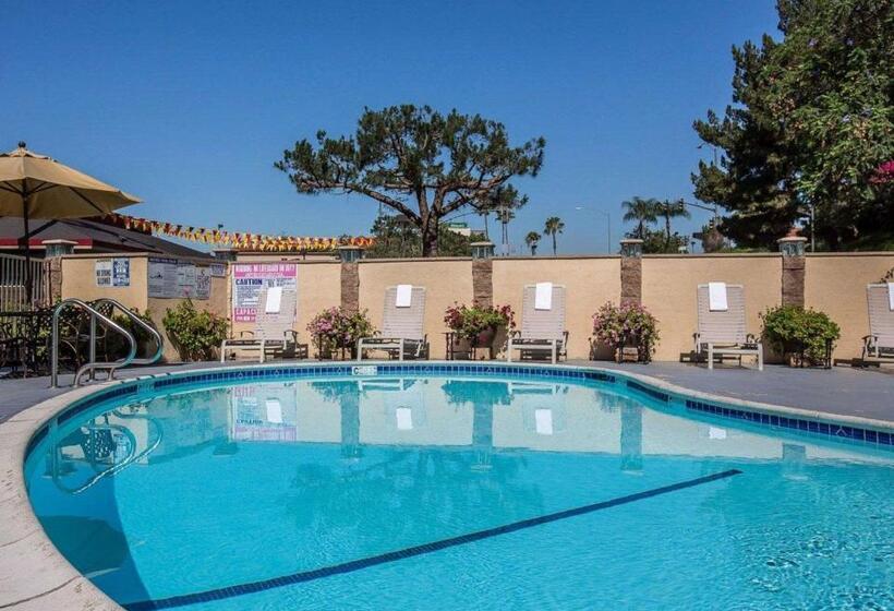 Отель Quality Inn Ontario Airport Convention Center