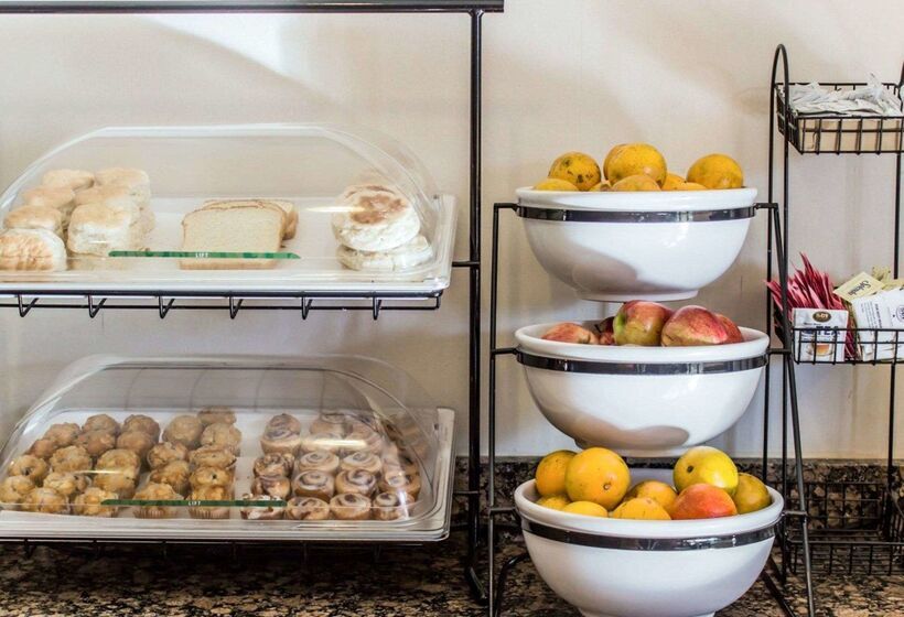 호텔 Quality Inn Raleigh Downtown