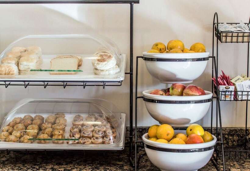 호텔 Quality Inn Raleigh Downtown