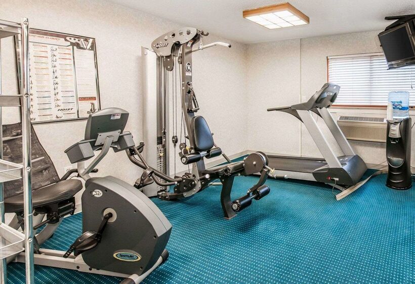 בית מלון כפרי Quality Inn South