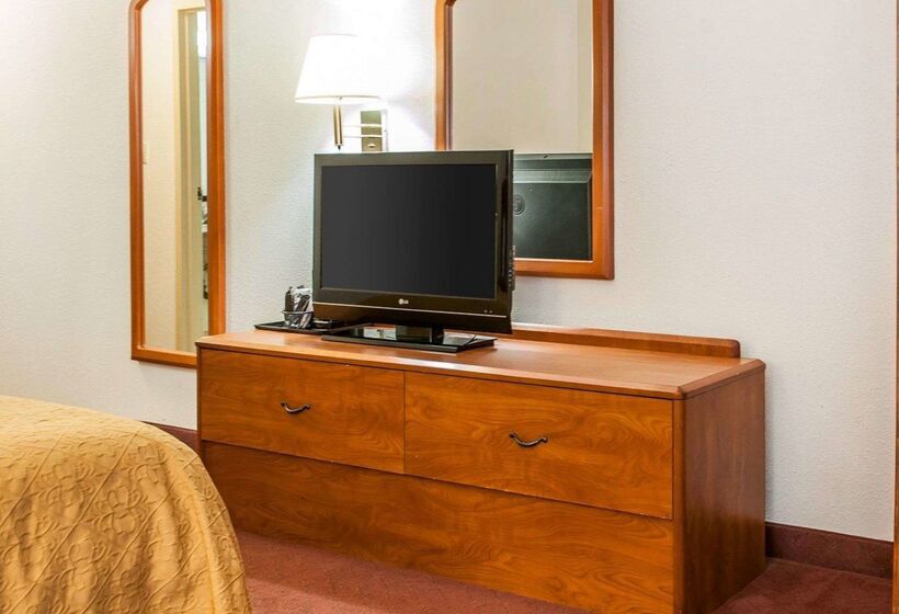 בית מלון כפרי Quality Inn South