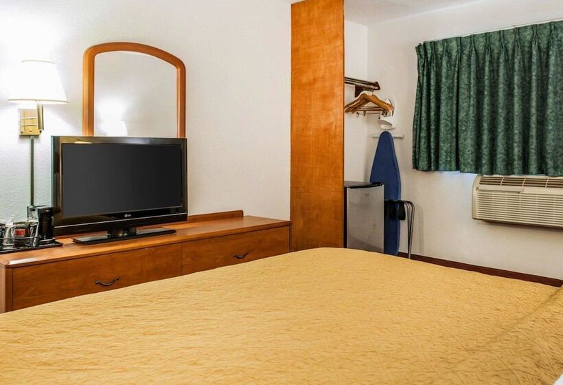 בית מלון כפרי Quality Inn South