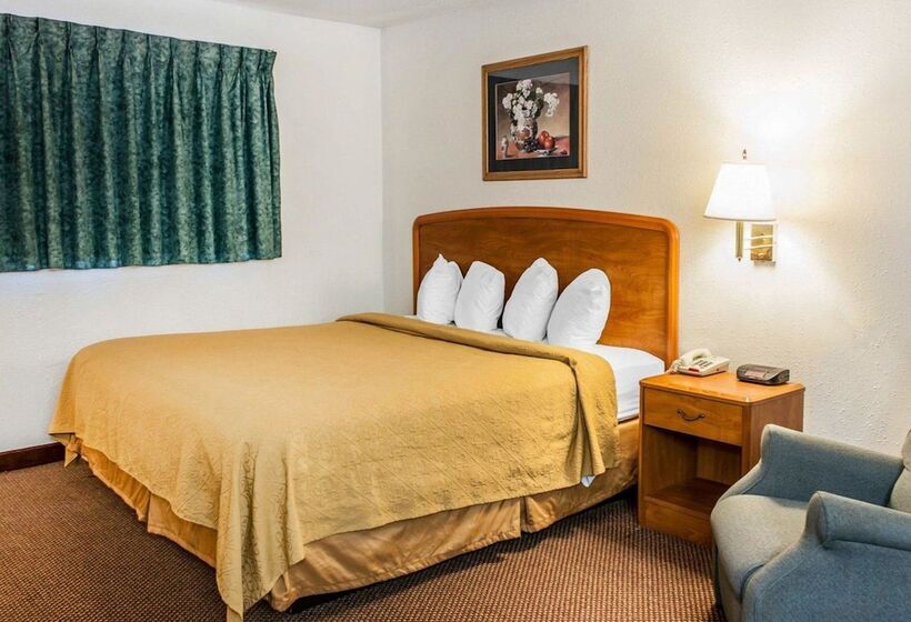 בית מלון כפרי Quality Inn South
