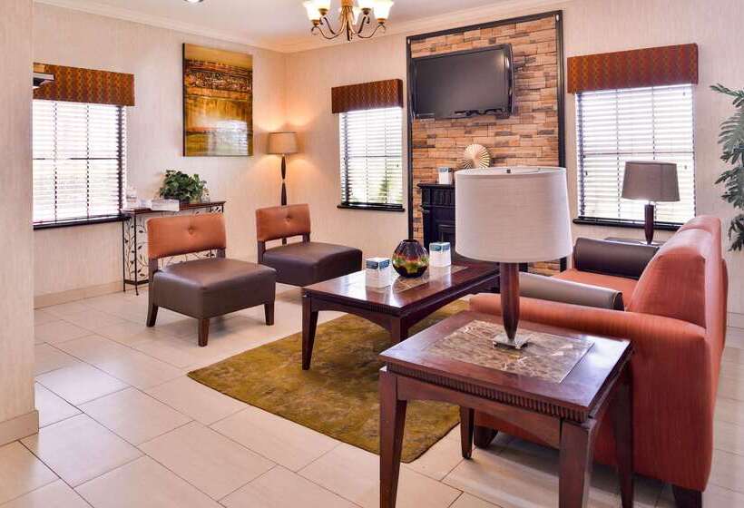 호텔 Quality Inn & Suites