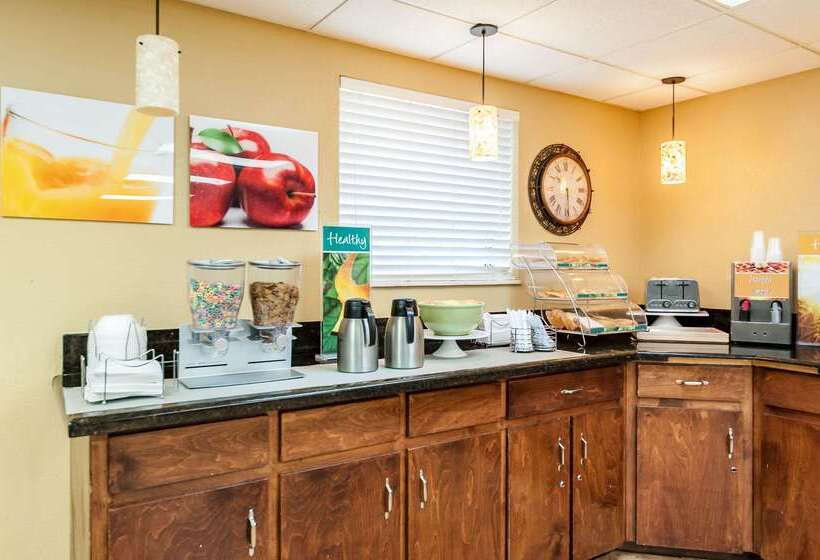 هتل Quality Inn And Suites Lafayette