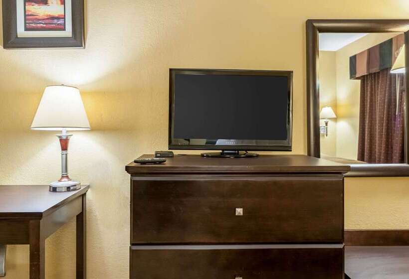 هتل Quality Inn And Suites Lafayette