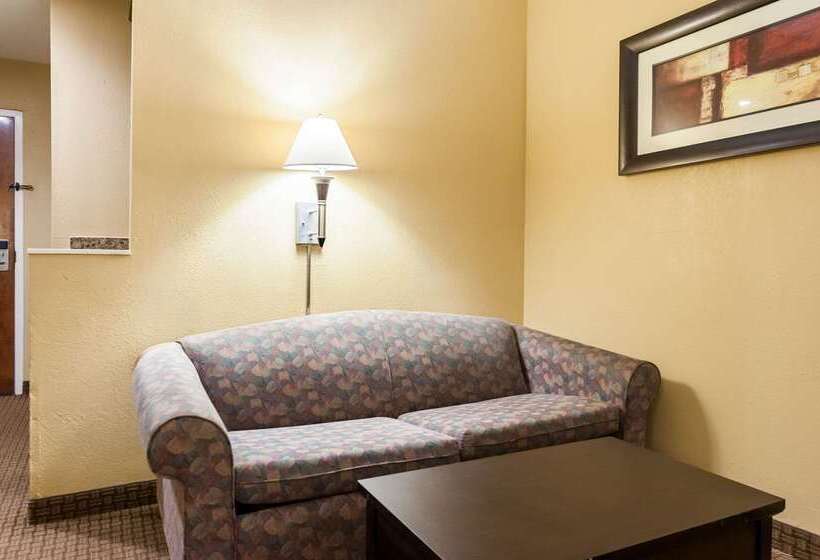 هتل Quality Inn And Suites Lafayette