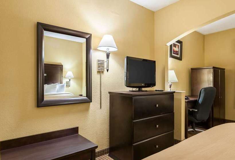 هتل Quality Inn And Suites Lafayette