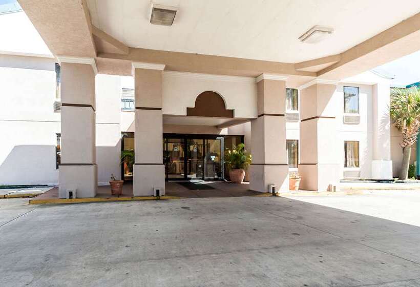 هتل Quality Inn And Suites Lafayette