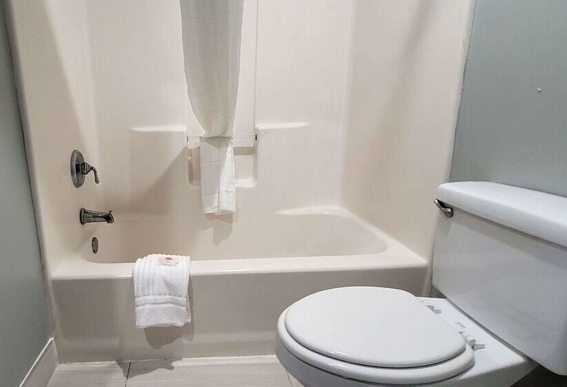 هتل Quality Inn And Suites Lafayette