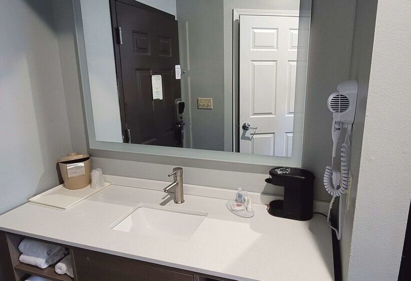 هتل Quality Inn And Suites Lafayette