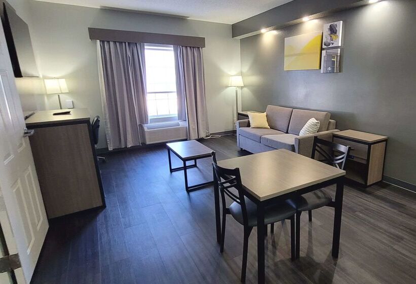 هتل Quality Inn And Suites Lafayette