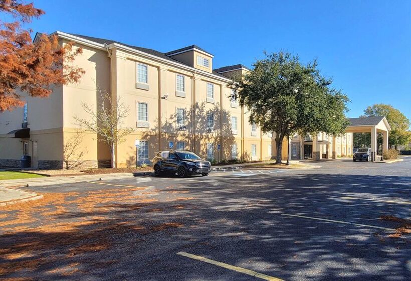 هتل Quality Inn And Suites Lafayette