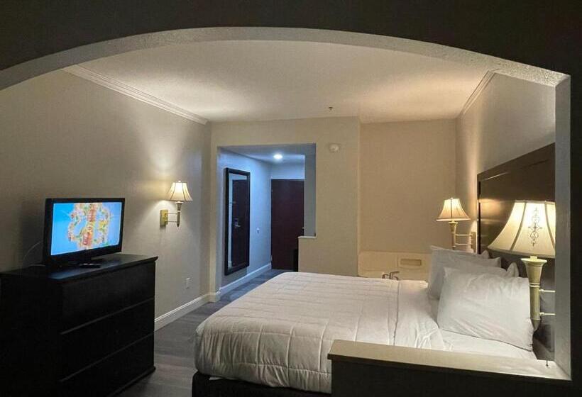 هتل Quality Inn And Suites Lafayette