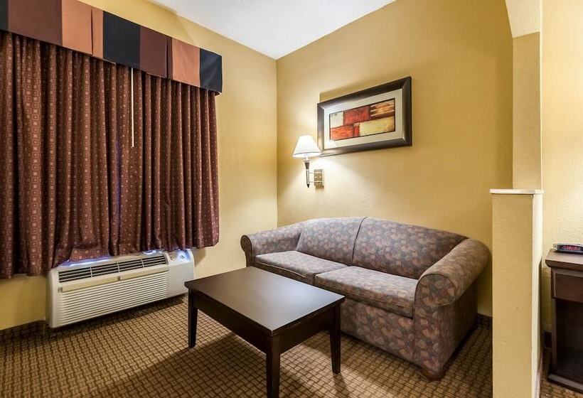هتل Quality Inn And Suites Lafayette