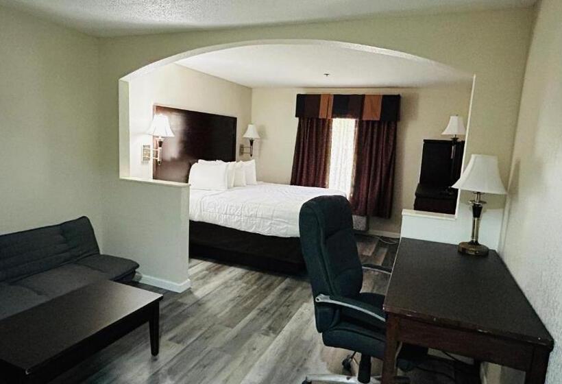 هتل Quality Inn And Suites Lafayette
