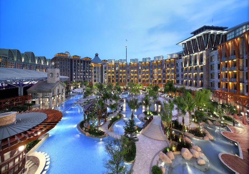 هتل Resorts World Sentosa