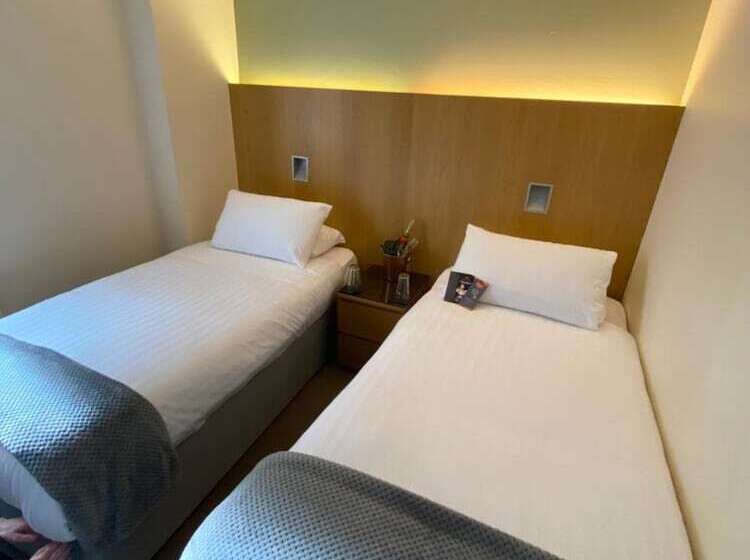 בית מלון כפרי Rooms At 1703