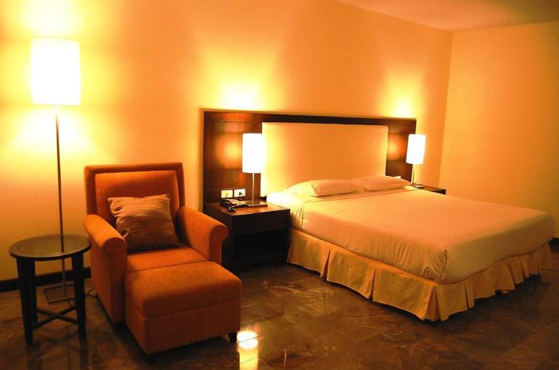 Отель Royal Lanna