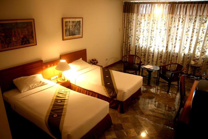 Отель Royal Lanna