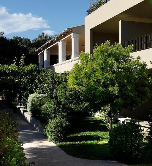 בית מלון כפרי Résidence Hôtelière 4 étoiles Les Mas Du Grand Vallon