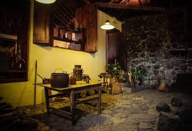 田舎風ホテル La Casona Del Patio