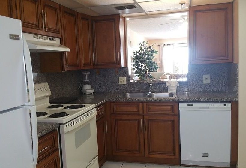 فندق Sea Breeze By Trs Inc