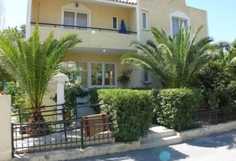 ホテル Senia Studios