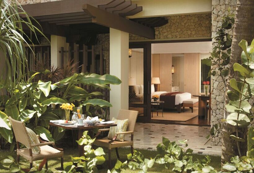 בית מלון כפרי Shangri La Boracay