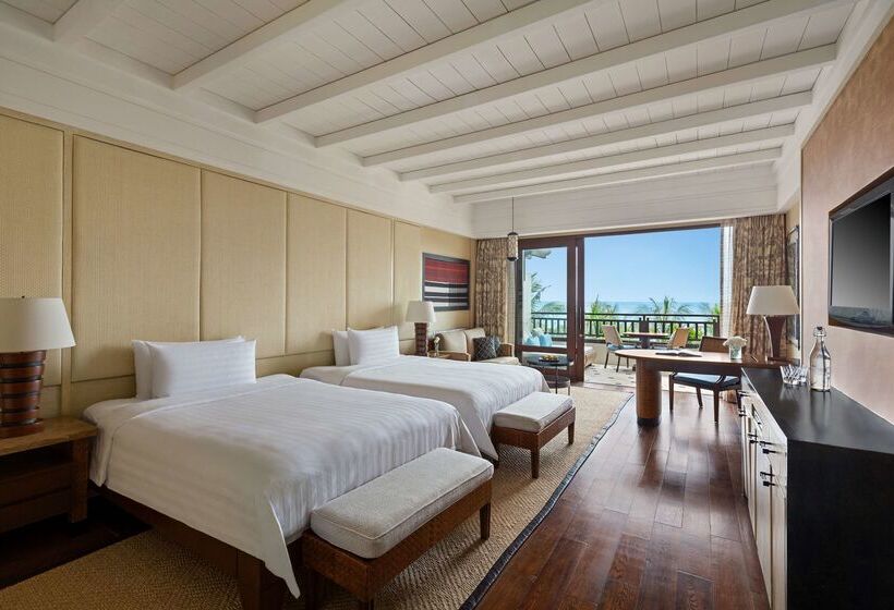 בית מלון כפרי Shangri La Boracay