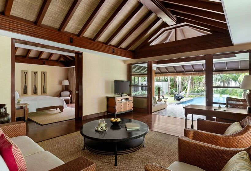 בית מלון כפרי Shangri La Boracay